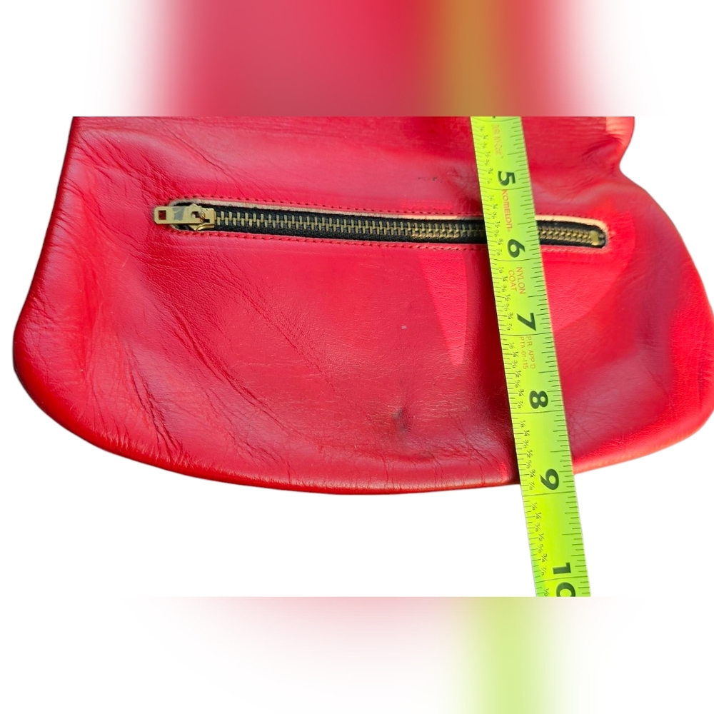 Vintage Small Leather Red Bag Kiss Lock Clasp - Picture 13 of 13